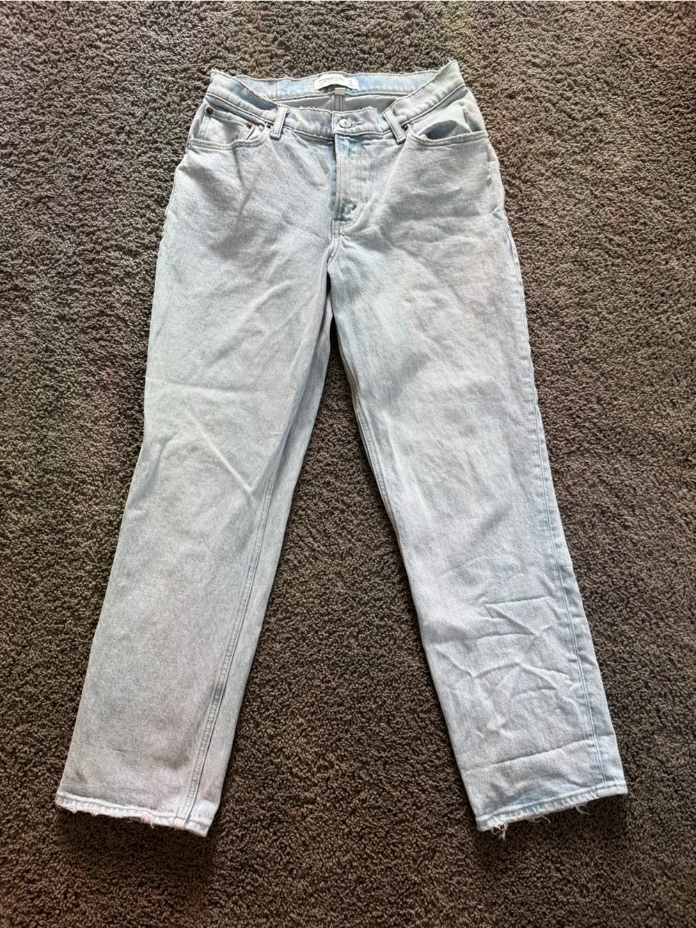 Abercrombie & fitch Light Wash The 90’s Straight Low Rise jeans